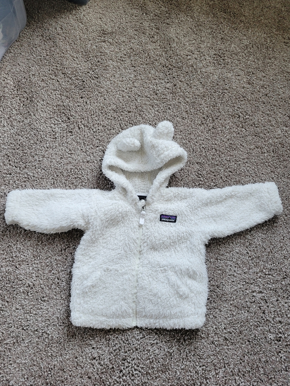 Baby Patagonia Size 3-6 Months Fuzzy White Full Zip Jacket Sweatshirt Bear Ears